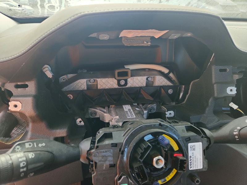 2026 Volvo Xc90 VIN YV4M12PJ6T1495616 COPART salvage auction — STRIPPED, Tx - Certificate Of Title, sold $9,200 on 2026-07-30 (photo 9)