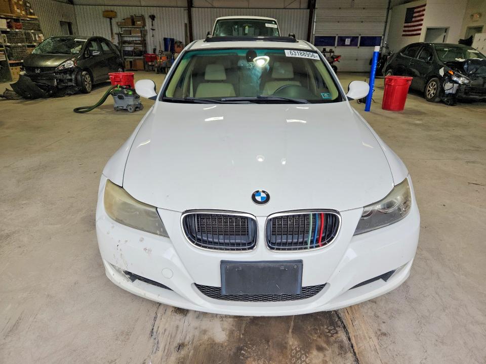 2011 BMW 3er VIN WBAPH5G56BNM74799 COPART salvage auction — MECHANICAL, Pa - Cert Of Title, sold $400 on 2026-07-31 (photo 5)