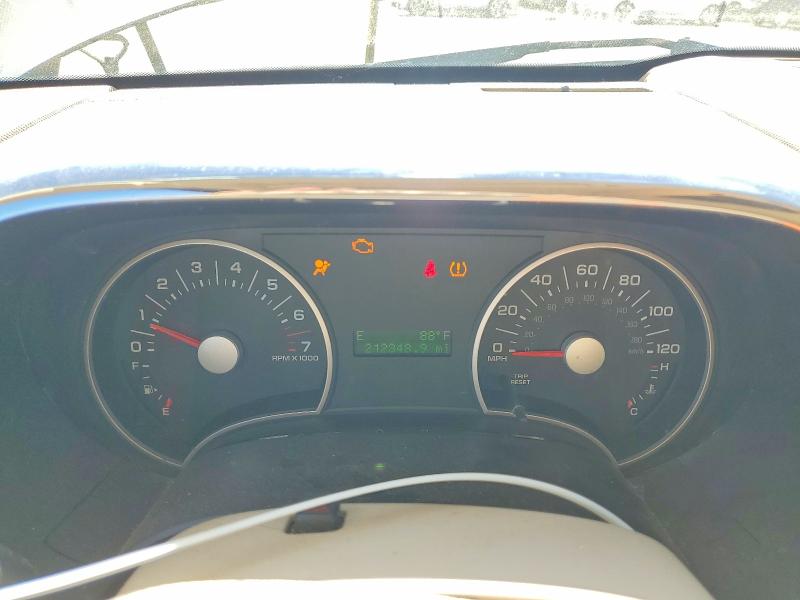 2006 Ford Explorer VIN 1FMEU73EX6ZA05183 COPART salvage auction — MECHANICAL, CA - DIS/DLR/EXP ONLY CLEAN TITLE, sold $60 on 2026-07-10 (photo 9)