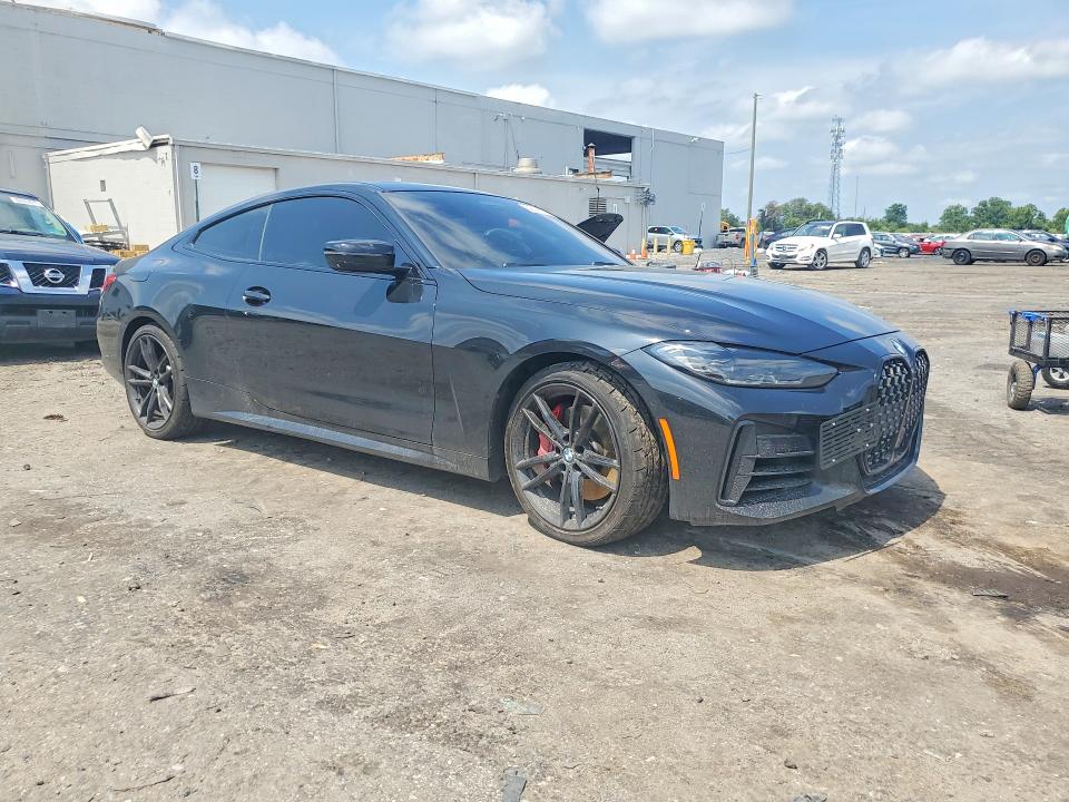 2022 BMW M4 VIN WBA83AP04NCJ47284 COPART salvage auction — UNDERCARRIAGE, Va - Cert Of Title - Salvage, sold $23,100 on 2026-08-19 (photo 4)