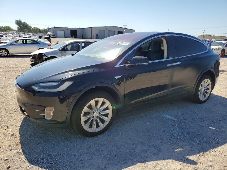 2016 Tesla Model x VIN 5YJXCAE28GF008736 COPART salvage auction — MINOR DENT/SCRATCHES, OK - CERTIFICATE OF TITLE (P), sold $6,000 on 2026-07-30 (photo 1)