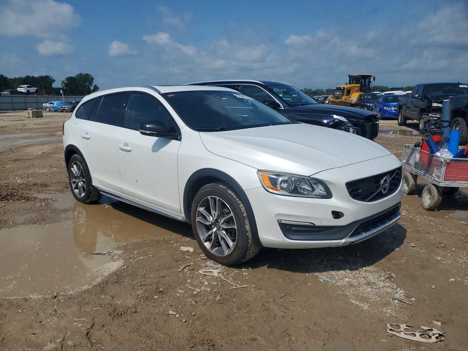 2016 Volvo V60 VIN YV4612HK5G1013353 COPART salvage auction — MECHANICAL, Ks - Certificate Of Title, sold $3,072 on 2026-08-04 (photo 4)
