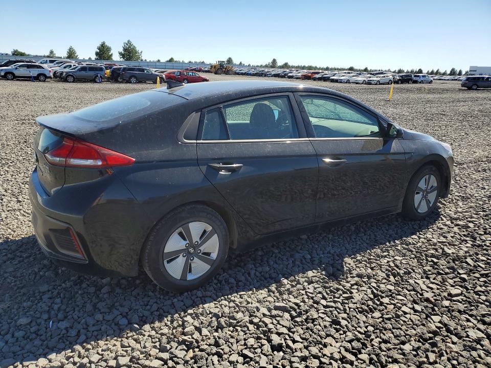 2019 Hyundai Ioniq VIN KMHC65LC8KU180642 COPART salvage auction — SIDE, WA - VEHICLE CERT OF OWNERSHIP-TITL, sold $700 on 2026-07-15 (photo 3)