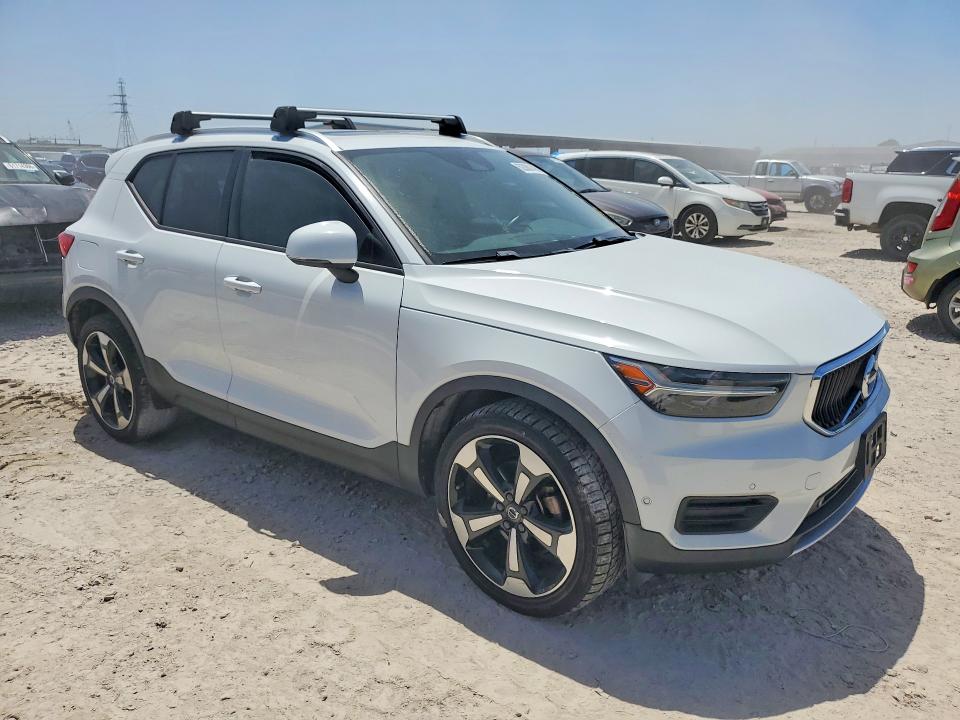 2019 Volvo Xc40 VIN YV4162XZ8K2014946 COPART salvage auction — WATER/FLOOD, Tx - Salvage Title-Flood Damage, sold $4,000 on 2026-07-28 (photo 4)