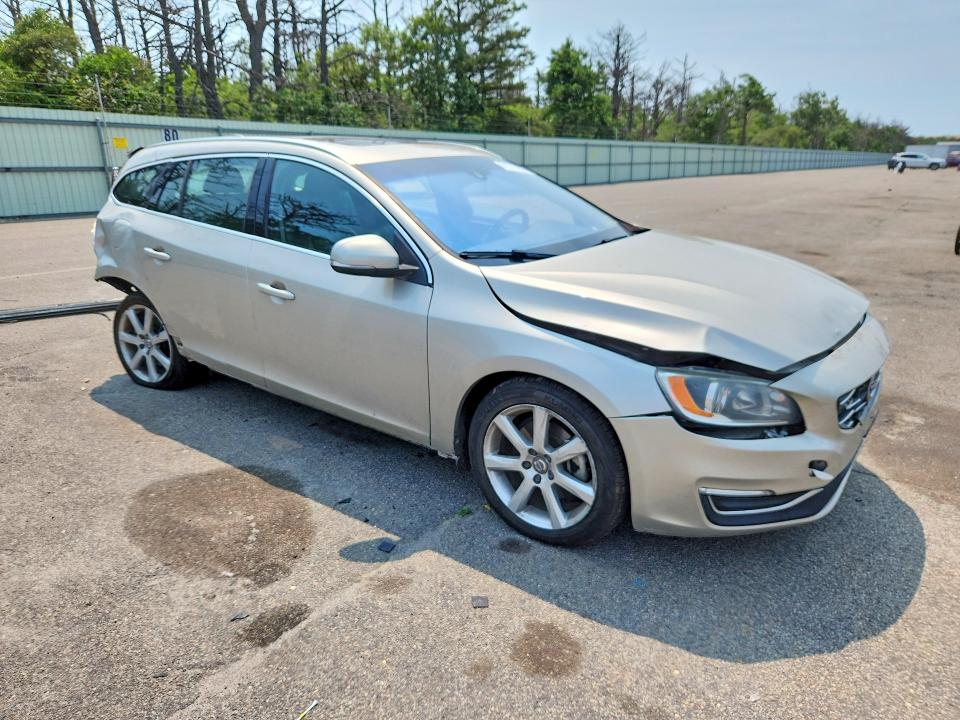 2017 Volvo V60 VIN YV140MEK9H1333302 COPART salvage auction — REAR END, NY - MV-907A SALVAGE CERTIFICATE, sold $225 on 2026-08-03 (photo 4)