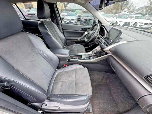 2022 Mitsubishi ECLIPSE VIN JA4ATWAA6NZ000877 COPART salvage auction — NORMAL WEAR, Wv - Certificate Of Title (P), sold $7,900 on 2026-07-31 (photo 5)