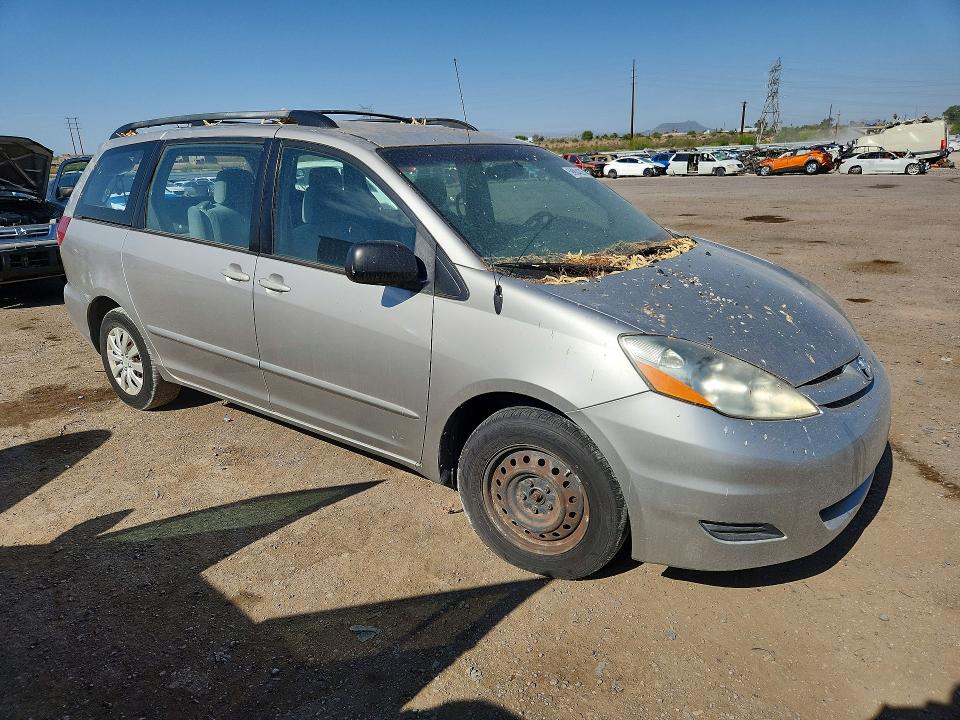 2007 Toyota Sienna VIN 5TDZK23C57S040097 COPART salvage auction — REAR END, AZ - CERT OF TITLE - SALVAGE, sold $450 on 2026-07-17 (photo 4)