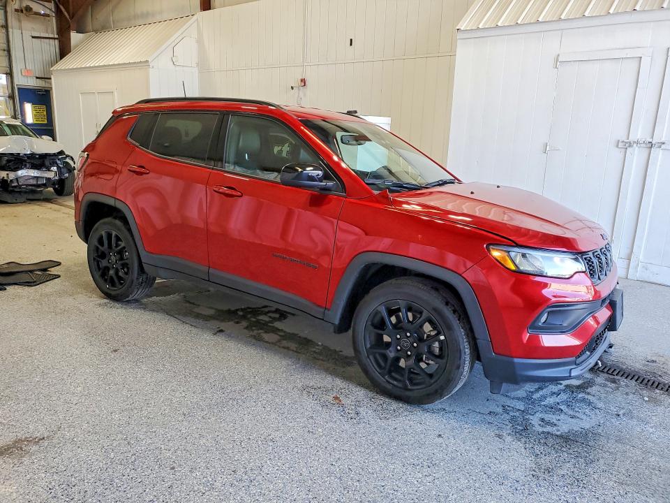 2025 Jeep Compass VIN 3C4NJDBN2ST617487 COPART salvage auction — SIDE, Md - Certificate Of Title, sold $9,500 on 2026-07-27 (photo 4)