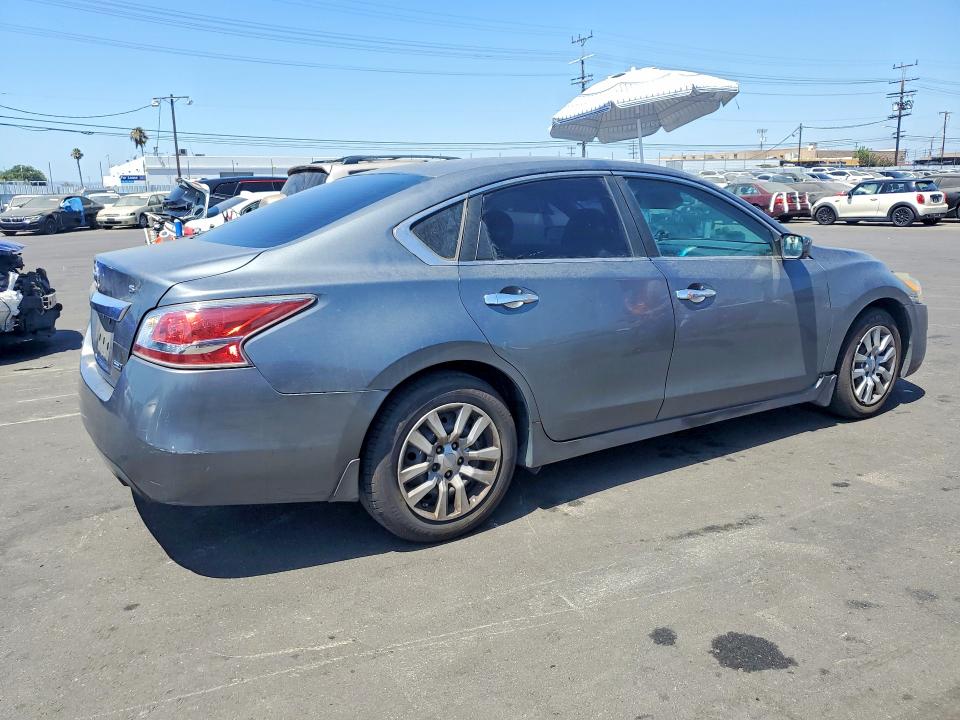 2014 Nissan Altima VIN 1N4AL3AP0EN258480 COPART salvage auction — REAR END, Ca - Salvage Certificate, sold $750 on 2026-07-29 (photo 3)