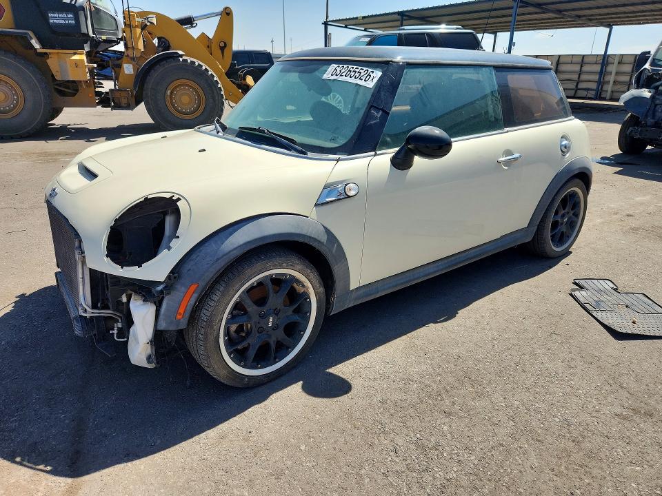 2011 Mini Cooper VIN WMWSV3C5XBTY12441 COPART salvage auction — FRONT END, TX - CERTIFICATE OF TITLE (P), sold $375 on 2026-08-21 (photo 1)