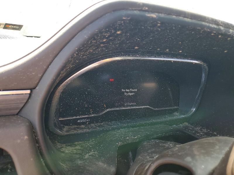 2022 Gmc Yukon VIN 1GKS2BKD3NR102642 COPART salvage auction — ALL OVER, IA - CERT OF TITLE-SALVAGE TITLE, sold $24,500 on 2026-08-24 (photo 9)
