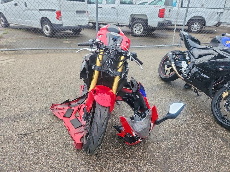 2024 Honda Cbr VIN JH2SC7713RK700160 COPART salvage auction — FRONT END, Oh - Cert Of Title-Salvage, sold $5,000 on 2026-07-16 (photo 2)