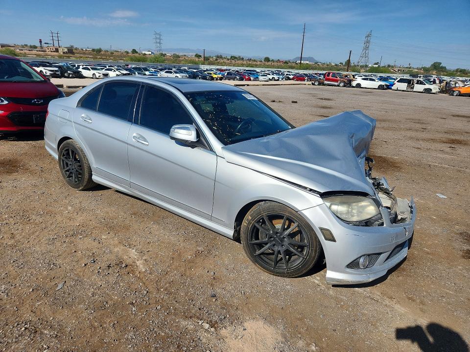 2009 Mercedes-benz C class VIN WDDGF81XX9R061121 COPART salvage auction — FRONT END, AZ - CERT OF TITLE - SALVAGE, sold $325 on 2026-07-31 (photo 4)