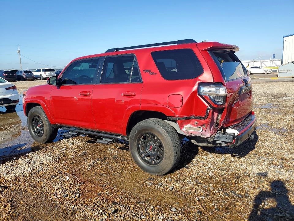 2019 Toyota 4runner VIN JTEBU5JR1K5638475 COPART salvage auction — REAR END, Tx - Salvage Vehicle Title, sold $11,200 on 2026-07-28 (photo 2)