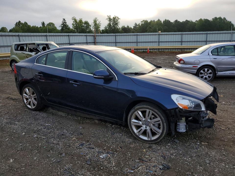 2013 Volvo S60 VIN YV1902FH8D2190473 COPART salvage auction — FRONT END, Va - Certificate Of Title, sold $4,050 on 2026-08-14 (photo 4)