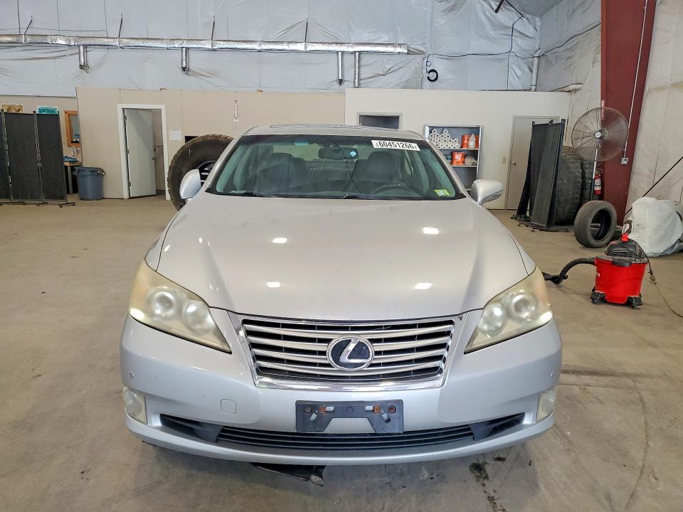2010 Lexus Es 350 VIN JTHBK1EG7A2360238 COPART salvage auction — MINOR DENT/SCRATCHES, Vt - Certificate Of Title, sold $2,100 on 2026-07-20 (photo 5)