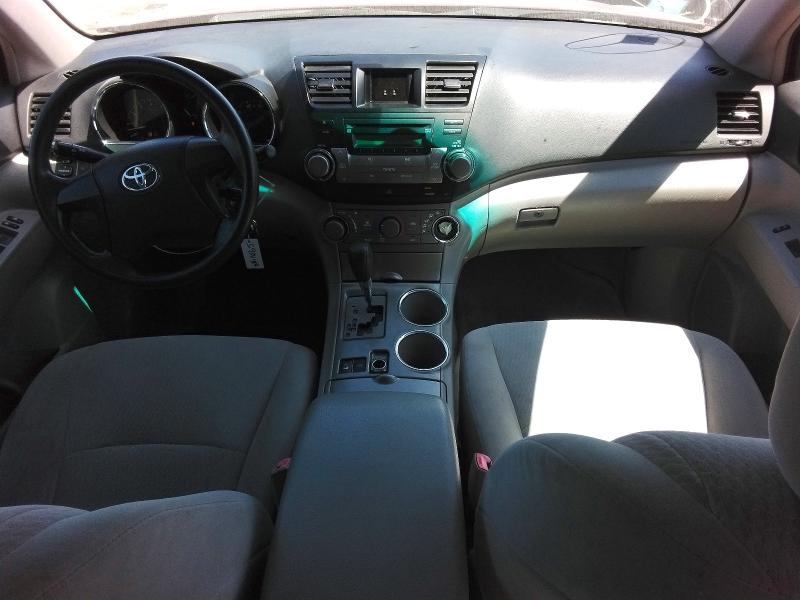 2008 Toyota Highlander VIN JTEES41A082041593 COPART salvage auction — VANDALISM, Ca - Salvage Certificate, sold $100 on 2026-07-24 (photo 8)