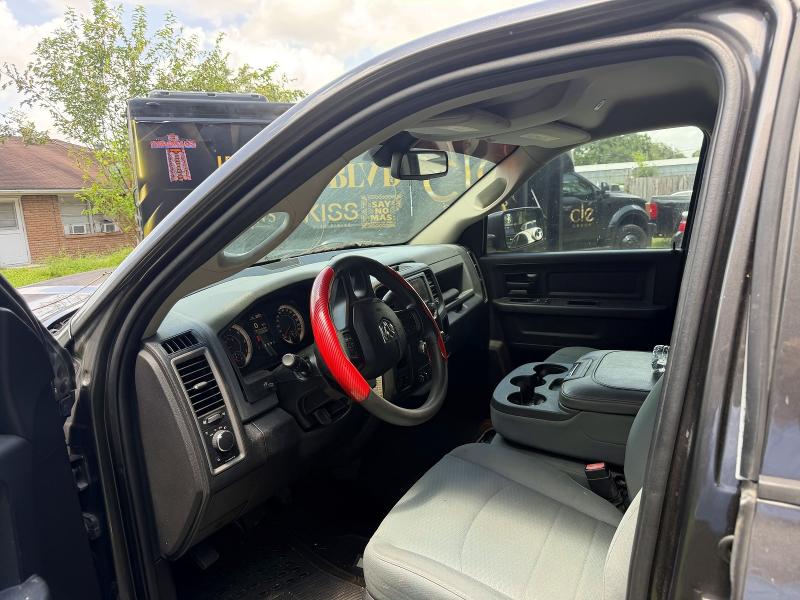 2018 Ram 2500 VIN 3C6UR4CJ4JG215145 COPART salvage auction — MINOR DENT/SCRATCHES, TX - CERTIFICATE OF TITLE (P), sold $3,522 on 2026-08-11 (photo 5)
