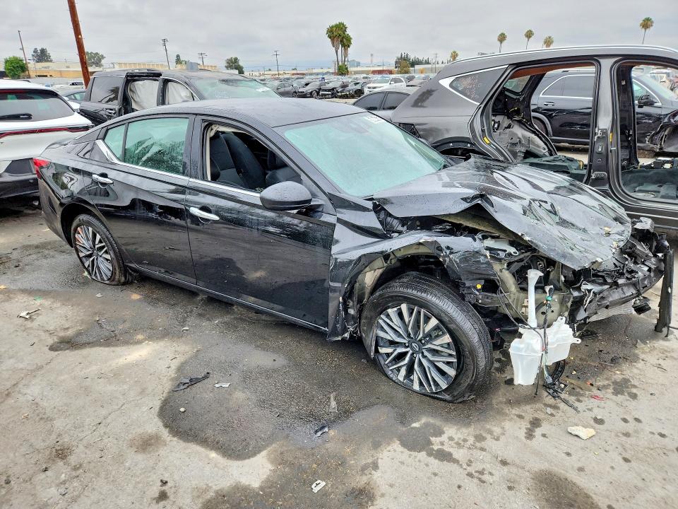 2025 Nissan Altima VIN 1N4BL4DV4SN432809 COPART salvage auction — FRONT END, Ca - Non-Repairable Vehicle Cert, sold $2,400 on 2026-08-03 (photo 4)