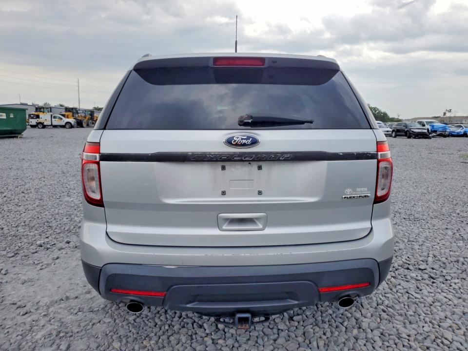 2013 Ford Explorer VIN 1FM5K7B85DGA10334 COPART salvage auction — MINOR DENT/SCRATCHES, Fl - Certificate Of Title, sold $600 on 2026-07-28 (photo 6)
