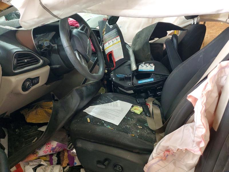 2017 Chrysler Pacifica VIN 2C4RC1DGXHR835990 COPART salvage auction — ROLLOVER, Pa - Certificate Of Salvage, sold $575 on 2026-08-29 (photo 7)