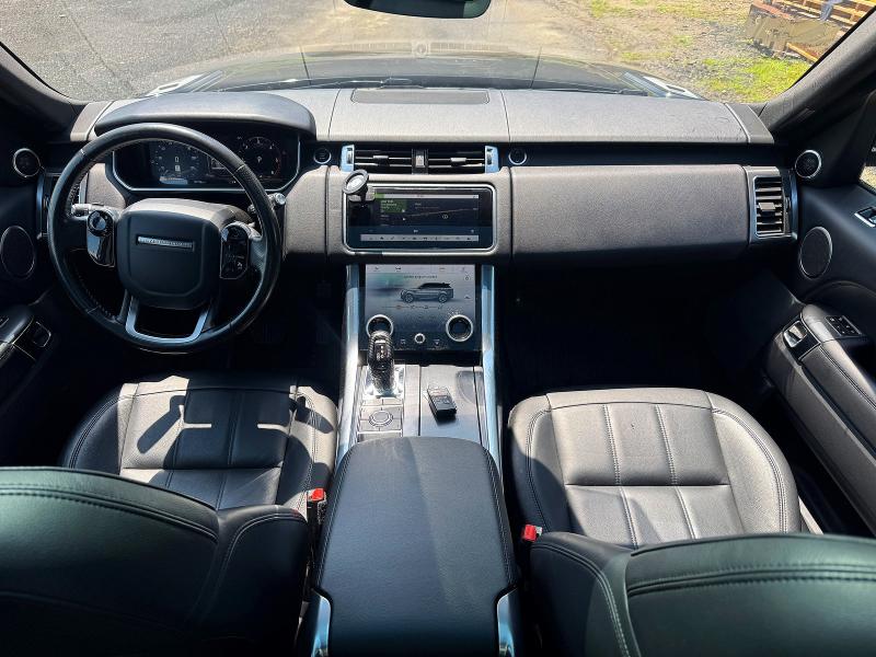 2018 Land rover RANGE ROVER VIN SALWG2RK0JA697051 COPART salvage auction — NORMAL WEAR, Salvage Title, sold $12,700 on 2026-08-21 (photo 9)