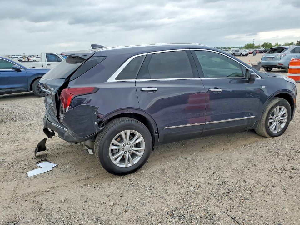 2025 Cadillac Xt5 VIN 1GYKNAR41SZ136877 COPART salvage auction — REAR END, Tx - Salvage Vehicle Title, sold $7,900 on 2026-08-10 (photo 3)