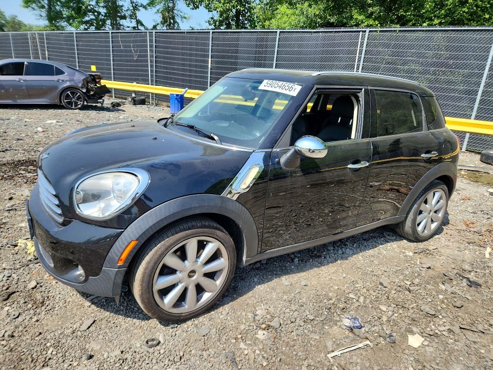 2011 Mini Cooper VIN WMWZB3C53BWH94714 COPART salvage auction — MINOR DENT/SCRATCHES, Md - Certificate Of Title, sold $275 on 2026-07-31 (photo 1)