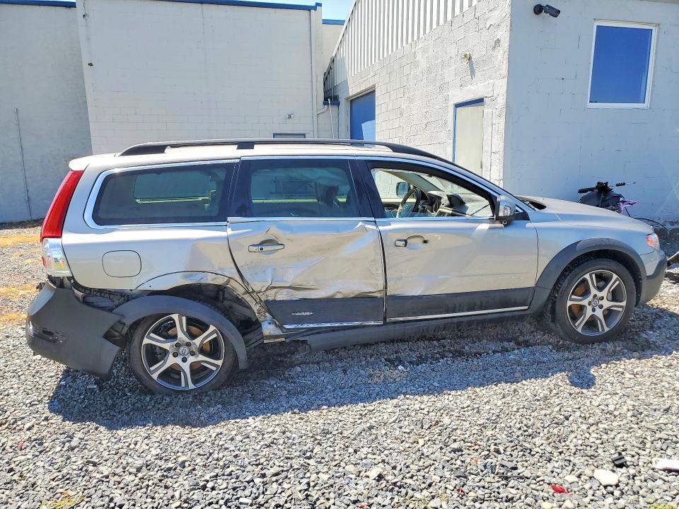 2015 Volvo Xc70 VIN YV4902NM6F1218538 COPART salvage auction — SIDE, Nj - Cert Of Title-Salvage, sold $1,450 on 2026-08-21 (photo 3)