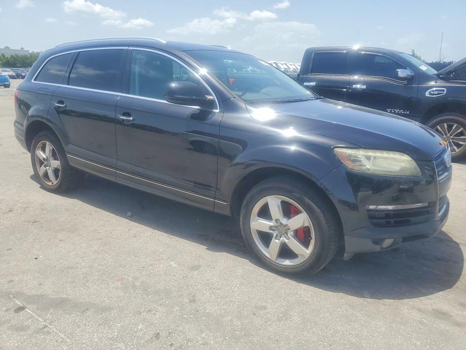 2015 Audi Q7 VIN WA1LMAFE9FD007938 COPART salvage auction — MINOR DENT/SCRATCHES, FL - CERTIFICATE OF TITLE, sold $450 on 2026-07-28 (photo 4)