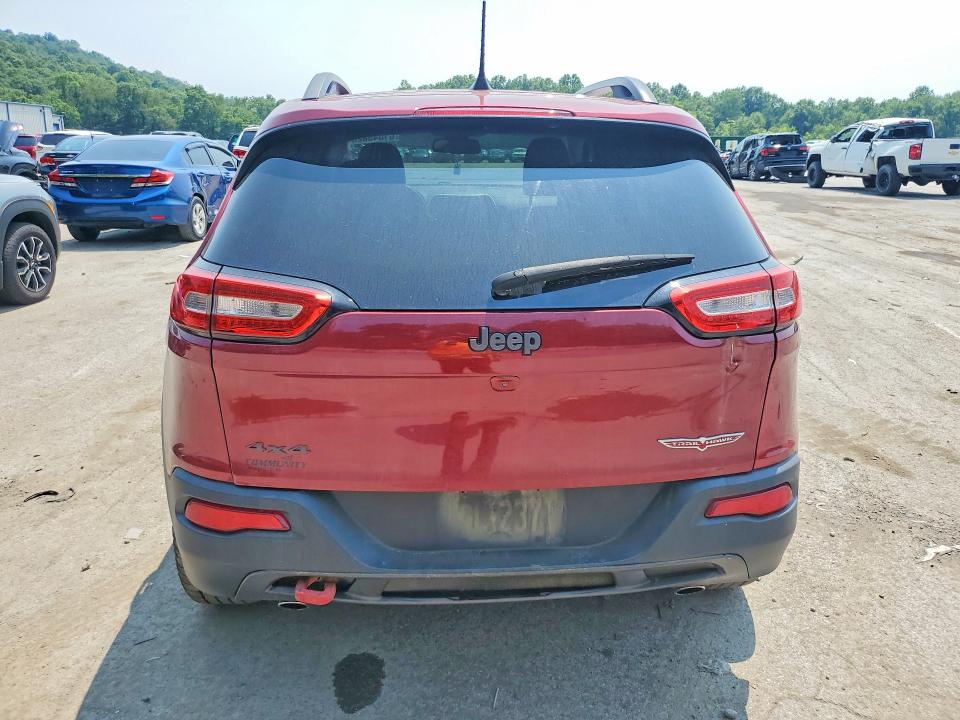 2016 Jeep Cherokee VIN 1C4PJMBS8GW285295 COPART salvage auction — REAR END, Salvage Title, sold $1,000 on 2026-07-25 (photo 6)