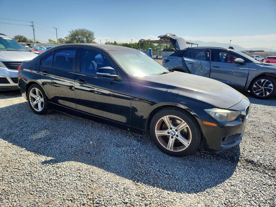 2014 BMW 3 series VIN WBA3D3C57EK155857 COPART salvage auction — REAR END, Ca - Cert Of Title-Salvaged, sold $350 on 2026-07-28 (photo 4)