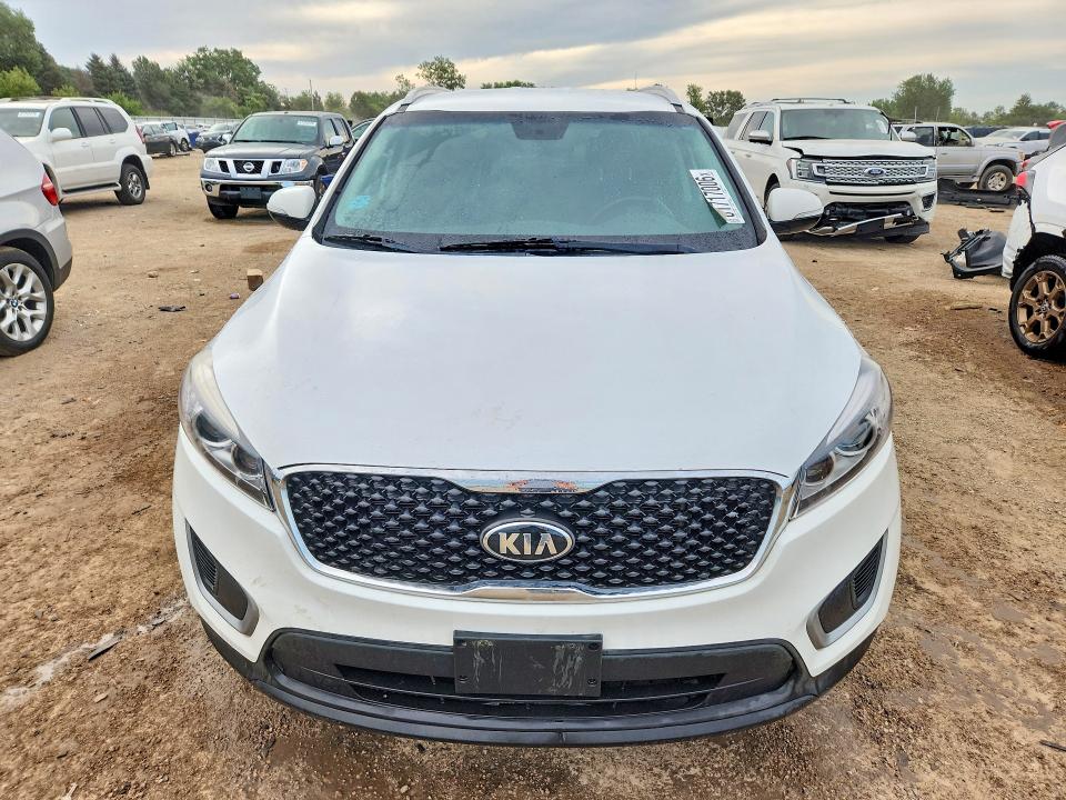 2018 Kia Sorento VIN 5XYPG4A3XJG432374 COPART salvage auction — MINOR DENT/SCRATCHES, Il - Salvage Certificate, sold $250 on 2026-07-30 (photo 5)