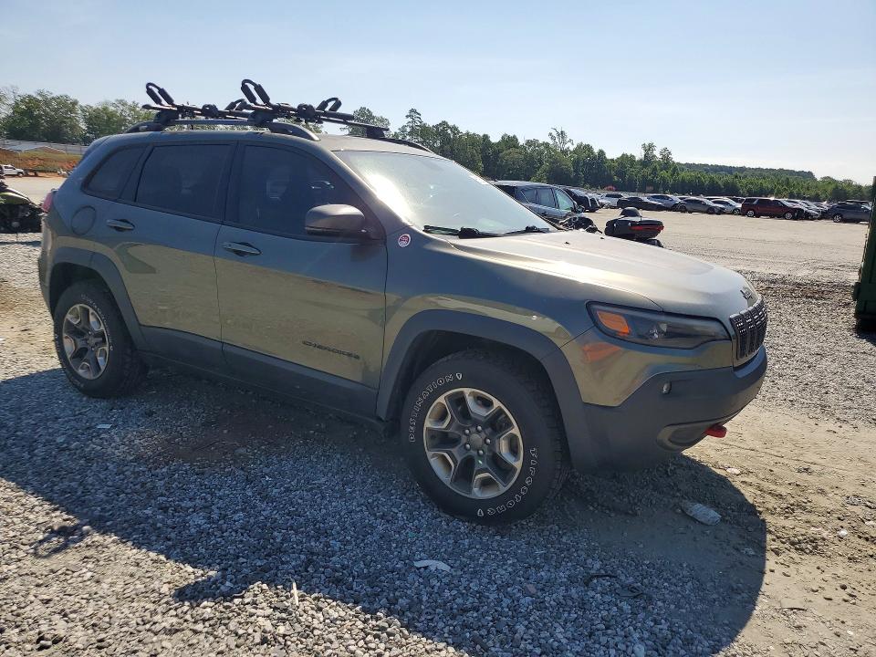 2019 Jeep Cherokee VIN 1C4PJMBN2KD152952 COPART salvage auction — MINOR DENT/SCRATCHES, Nc - Certificate Of Title, sold $1,700 on 2026-07-29 (photo 4)