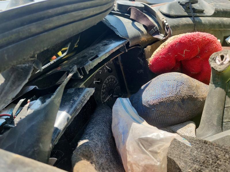 2020 Volvo VIN 4V4NC9EH5LN229690 COPART salvage auction — SIDE, Nm - Cert Of Title-Salvage, sold $2,550 on 2026-07-23 (photo 8)