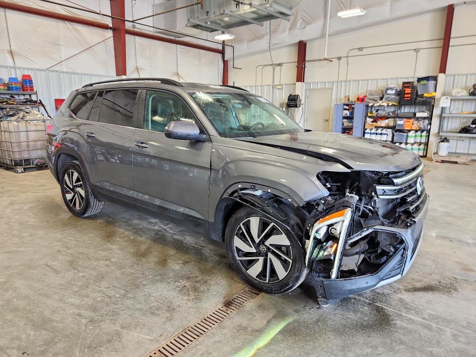 2025 Volkswagen Atlas VIN 1V2HR2CA2SC518782 COPART salvage auction — FRONT END, IN - CERTIFICATE OF TITLE (P), sold $13,800 on 2026-07-20 (photo 4)