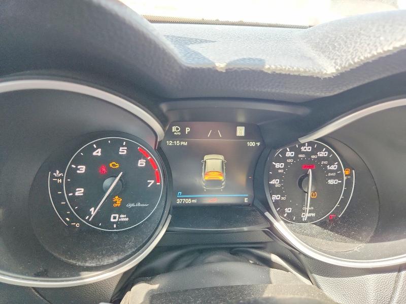 2022 Alfa romeo Stelvio VIN ZASPAKBN7N7D42339 COPART salvage auction — MINOR DENT/SCRATCHES, Il - Certificate Of Title, sold $10,800 on 2026-08-18 (photo 9)