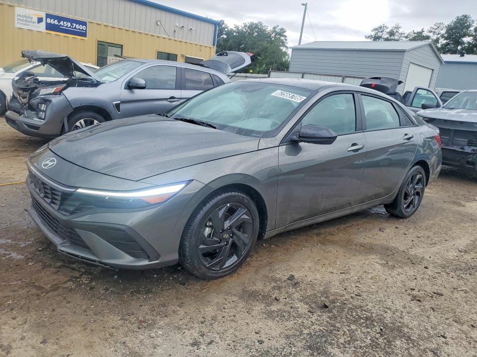 2026 Hyundai Elantra VIN KMHLM4DGXTU113334 COPART salvage auction — SIDE, FL - CERTIFICATE OF TITLE, sold $4,400 on 2026-08-03 (photo 1)