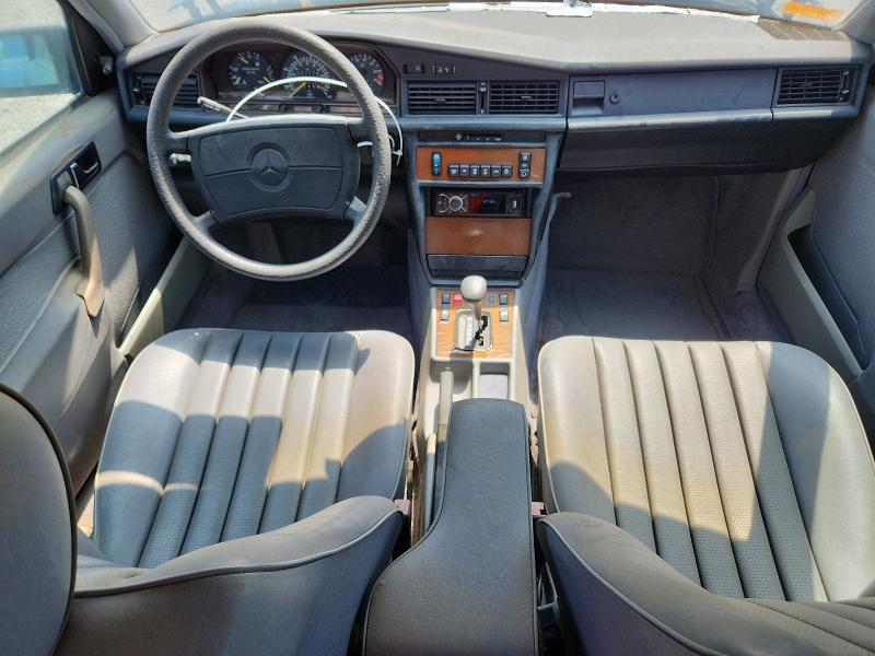 1989 Mercedes-benz 190 VIN WDBDA29D3KF624910 COPART salvage auction — NORMAL WEAR, CA - DIS/DLR/EXP ONLY CLEAN TITLE, sold $4,100 on 2026-07-15 (photo 8)