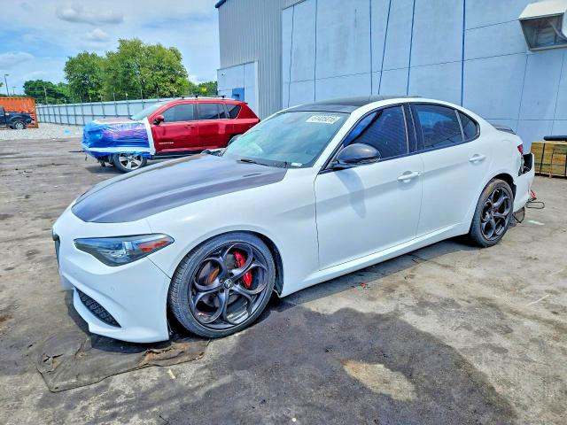 2019 Alfa romeo Giulia VIN ZARFAMAN6K7599575 COPART salvage auction — FRONT END, Fl - Certificate Of Title, sold $1,050 on 2026-07-27 (photo 1)