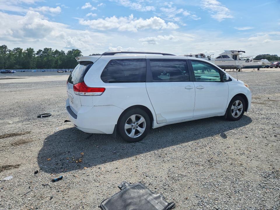 2012 Toyota Sienna VIN 5TDKK3DC0CS210821 COPART salvage auction — FRONT END, SC - DEALER ONLY CLEAN TITLE, sold $4,600 on 2026-07-27 (photo 3)
