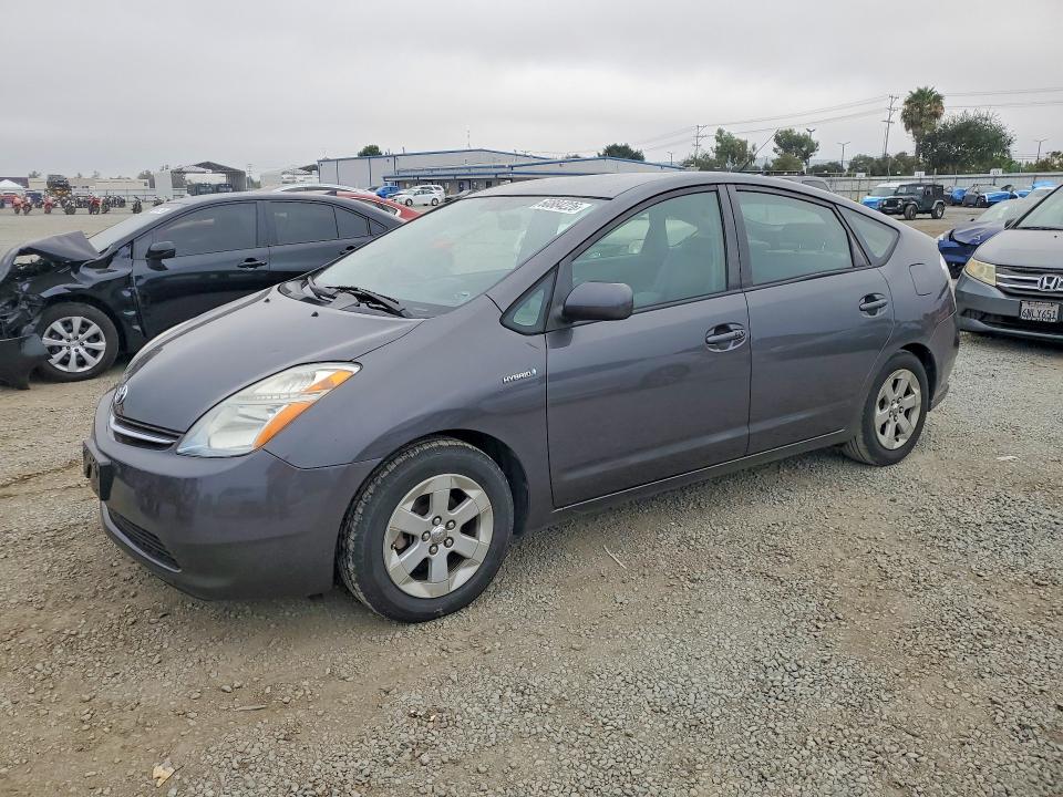 2007 Toyota Prius VIN JTDKB20U273265559 COPART salvage auction — MINOR DENT/SCRATCHES, Ca - Dis/Dlr/Exp Only Clean Title, sold $875 on 2026-07-31 (photo 1)