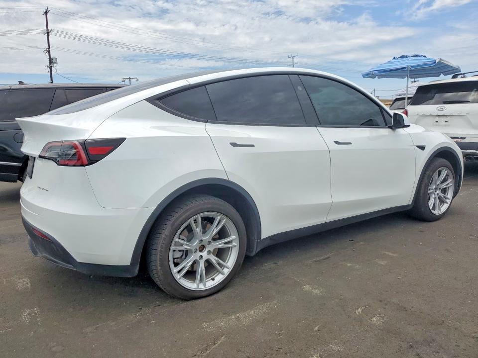 2023 Tesla Model y VIN 7SAYGDEE0PA154245 COPART salvage auction — REAR END, Ca - Salvage Certificate, sold $9,100 on 2026-07-15 (photo 3)