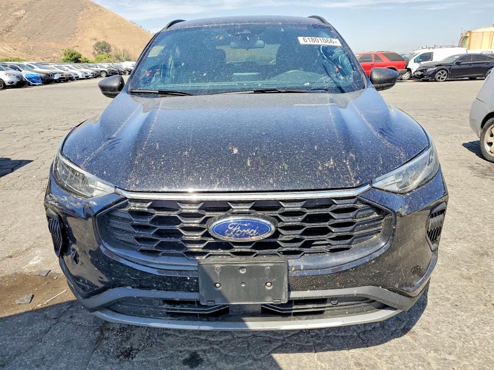 2025 Ford Escape VIN 1FMCU0MN2SUA10110 COPART salvage auction — SIDE, Fl - Cert Of Title Slvg Rebuildable (P), sold $4,650 on 2026-08-20 (photo 5)