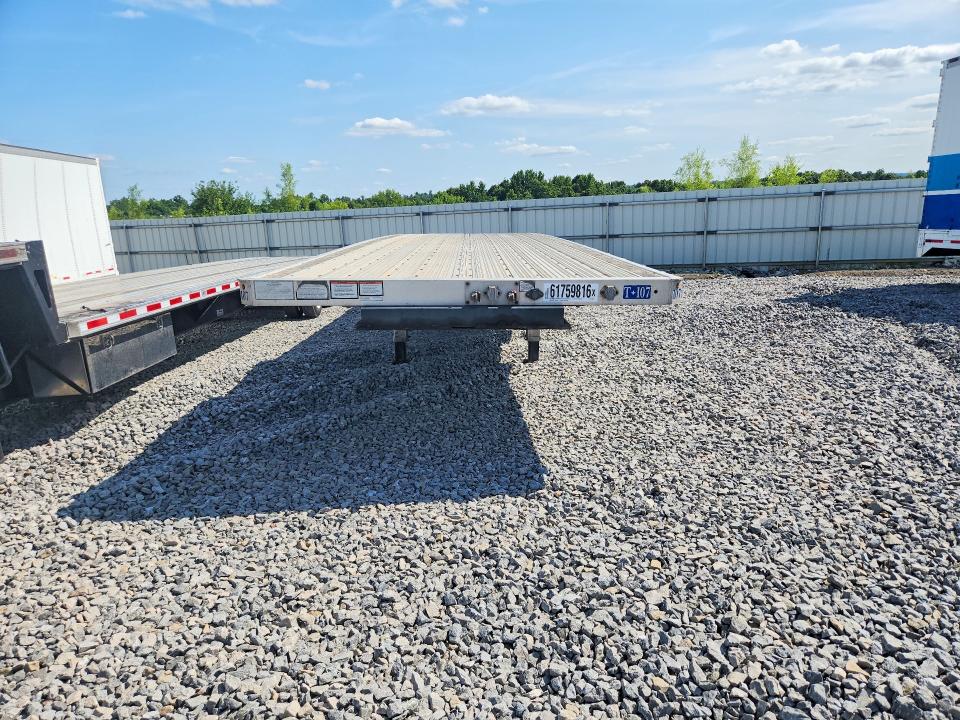 2020 Grea Flatbedtrl VIN 1GR4M9621LH215093 COPART salvage auction — SIDE, KY - CERT OF TITLE-SALVAGE, sold $11,100 on 2026-09-03 (photo 5)