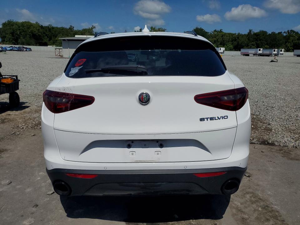 2022 Alfa romeo Stelvio VIN ZASPAJANXN7D27460 COPART salvage auction — FRONT END, Fl - Cert Of Title Slvg Rebuildable, sold $5,200 on 2026-08-05 (photo 6)