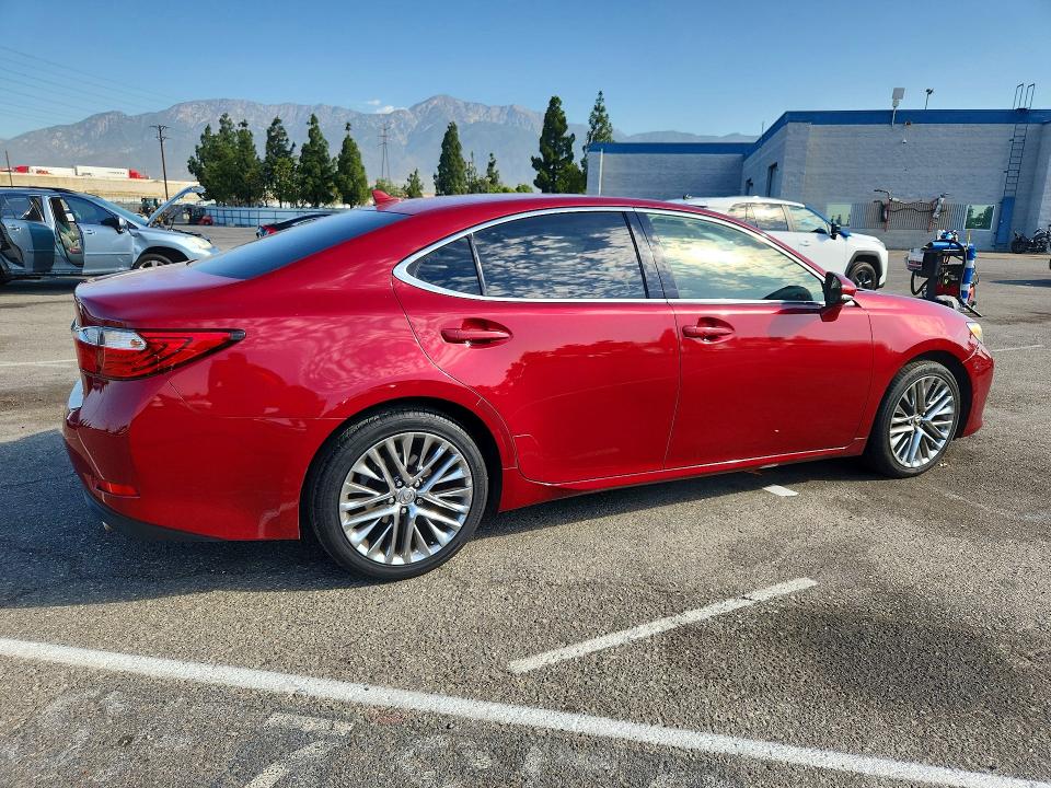 2013 Lexus ES VIN JTHBK1GG6D2012982 COPART salvage auction — REAR END, Ca - Salvage Certificate, sold $3,500 on 2026-08-02 (photo 3)