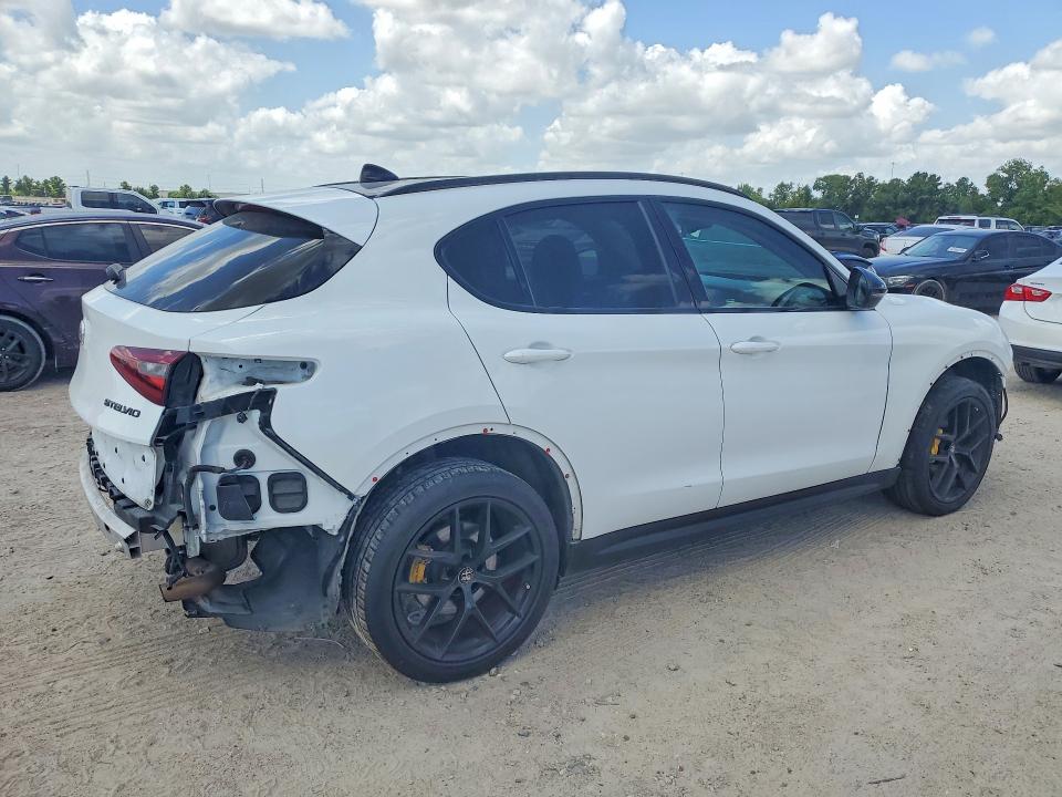 2020 Alfa romeo Stelvio VIN ZASPAJAN7L7C95080 COPART salvage auction — FRONT END, Tx - Salvage Vehicle Title, sold $150 on 2026-10-02 (photo 3)