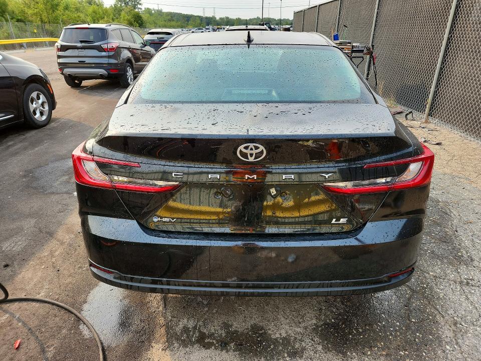 2025 Toyota Camry VIN 4T1DAACK0SU044685 COPART salvage auction — MINOR DENT/SCRATCHES, Fl - Certificate Of Title, sold $14,800 on 2026-10-07 (photo 6)