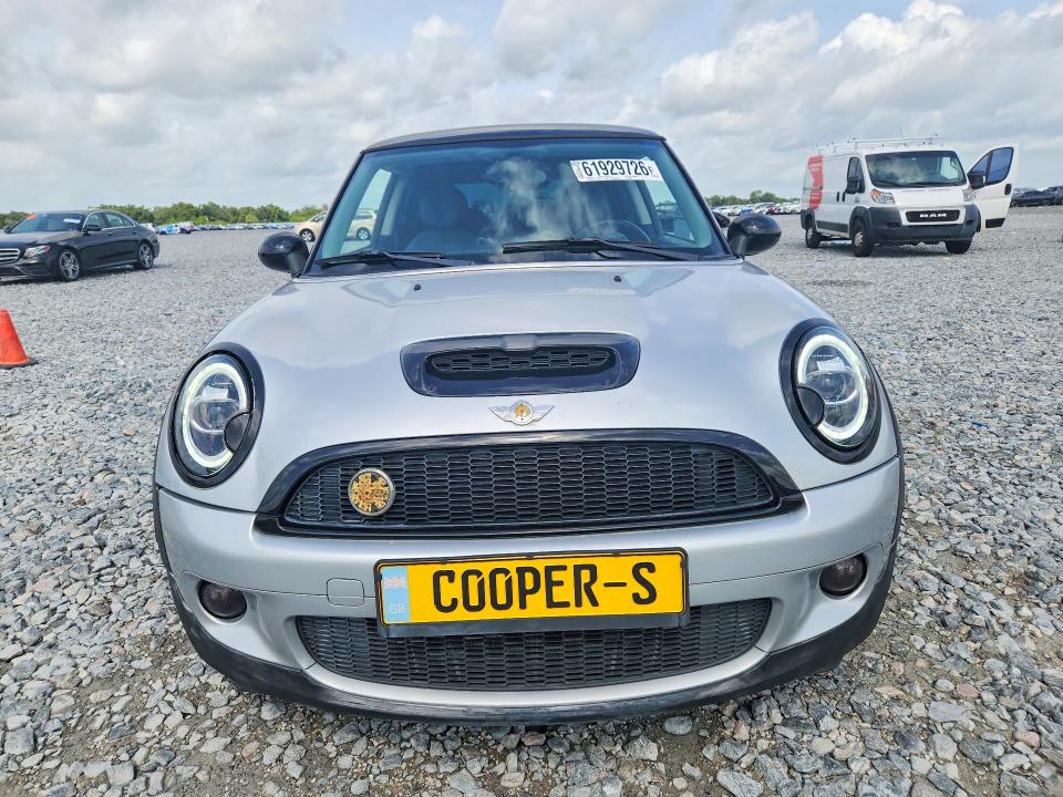 2007 Mini Cooper VIN WMWMF73527TL85003 COPART salvage auction — MINOR DENT/SCRATCHES, FL - CERT OF TITLE SLVG REBUILDABLE, sold $475 on 2026-07-31 (photo 5)